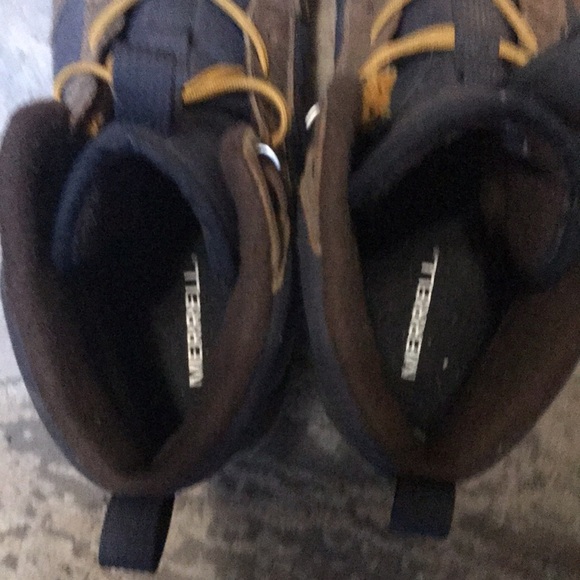 Merrell boots - Picture 8 of 8